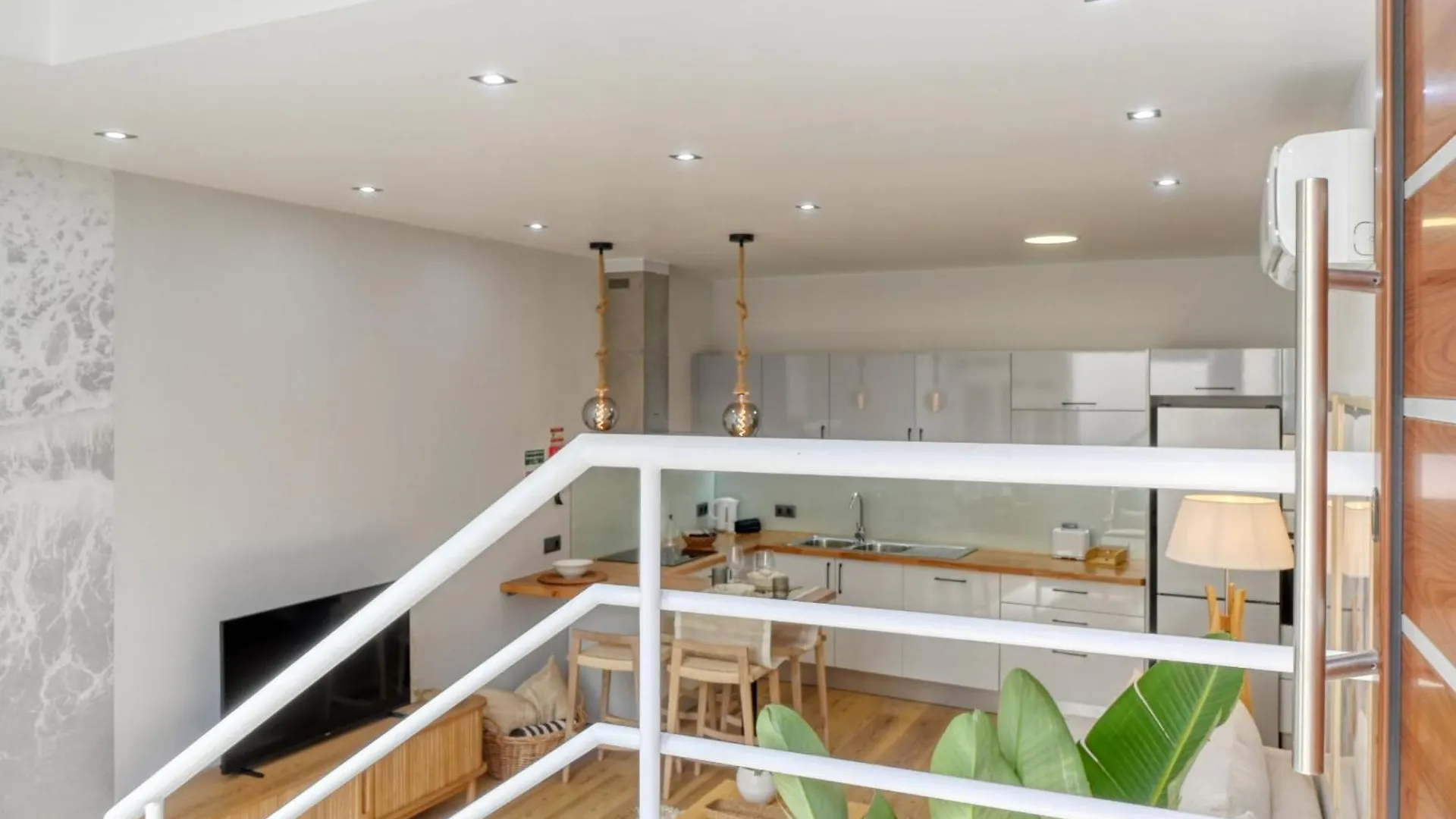 Seashell, A Home In Madeira Machico